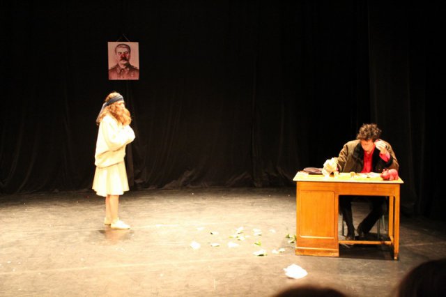 L'Histoire du communisme racontée aux malades mentaux 2018