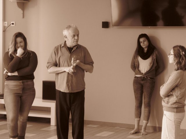 Atelier théâtre public Collège Marcel Pierrel avril 2016